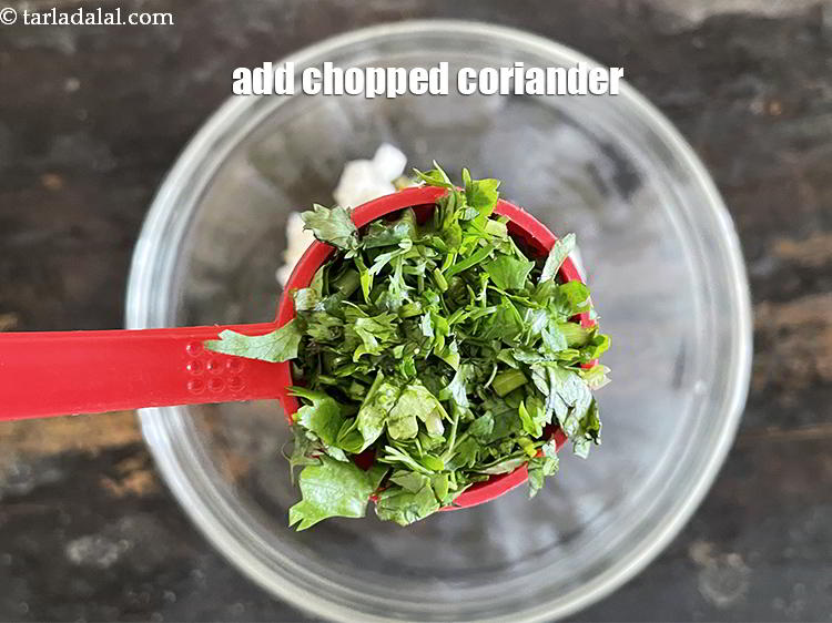 Step 23 – Add&nbsp;<meta charset="UTF-8" />3 tbsp&nbsp;<a href="glossary-chopped-coriander-783i">chopped coriander (dhania)</a>.