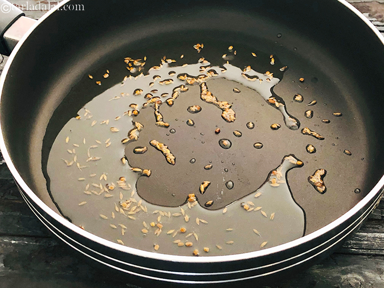 Step 5 – Cook for 30 seconds on a medium flame.