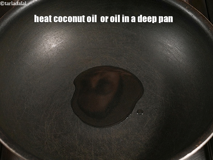 Step 3 – To make <strong>capsicum poriyal recipe | South Indian style capsicum poriyal | capsicum thoran |</strong> …