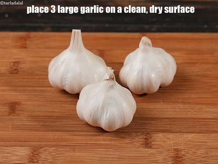 Step 3 – To make <strong>roasted garlic crostini recipe | Indian style garlic crostini | garlic bruschetta |</strong> …