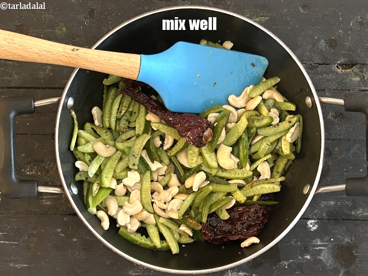 स्टेप 12 – अच्छी तरह से मलाएं।