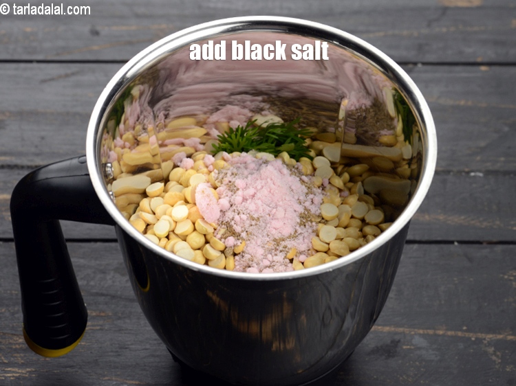 Step 12 – Add &frac12; tsp black salt.