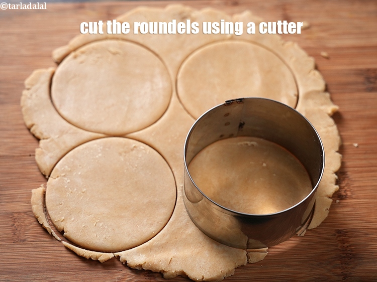 Step 12 – Cut the roundels using a cutter.