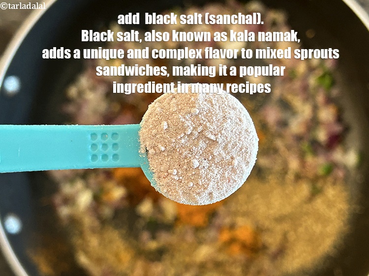 स्टेप 13 – १/२ टी-स्पून&nbsp;<a href=""https://www.tarladalal.com/glossary-black-salt-sanchal-kala-namak-hindi-422i"">काला नमक</a>&nbsp;डाल दीजिये। काला नमक, जिसे काला नमक …
