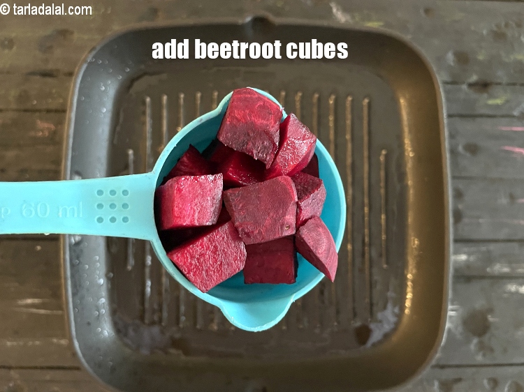 Step 13 – Add&nbsp;<meta charset="UTF-8" />1/2 cup&nbsp;<a href="glossary-beetroot-cubes-2419i">beetroot cubes</a>.