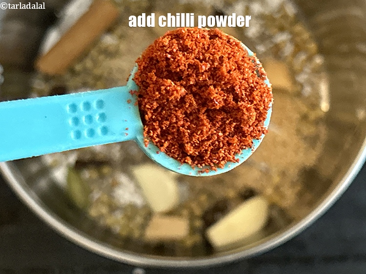 Step 20 – Add&nbsp;<meta charset="UTF-8" />1/2 tsp&nbsp;<a href="glossary-chilli-powder-red-chilli-powder-339i">chilli powder</a>.