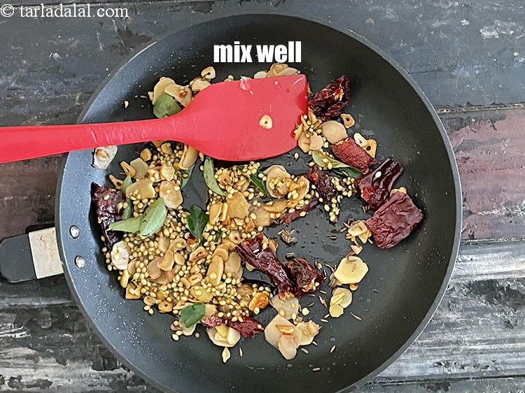 स्टेप 12 – अच्छी तरह मिलाएं।