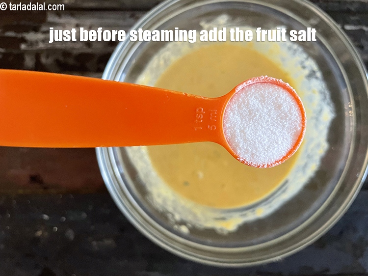 Step 12 – Just before steaming, add <meta charset="UTF-8" />1 tsp&nbsp;<a href="glossary-fruit-salt-420i">fruit salt</a>.