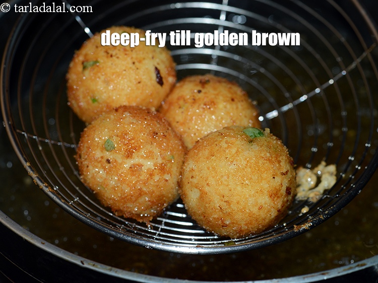 Step 13 – Heat the oil in a kadhai, and deep-fry a few koftas at time till they …