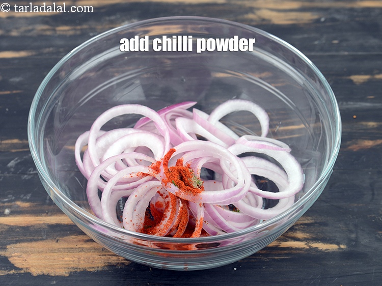Step 12 – Add&nbsp;1/2 tsp&nbsp;<a href="https://www.tarladalal.com/glossary-chilli-powder-red-chilli-powder-339i">chilli powder</a>.&nbsp;
