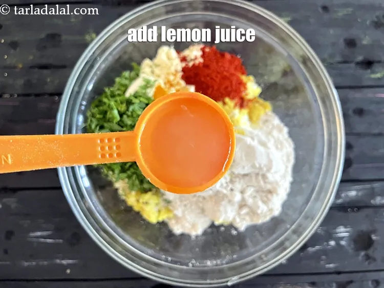 Step 13 – Add&nbsp;<meta charset="UTF-8" />1 tsp&nbsp;<a href="glossary-lemon-juice-numbi-ka-ras-nimbu-ka-juice-471i">lemon juice</a>.