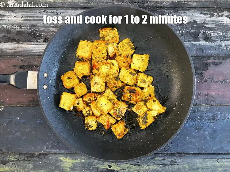 Step 12 – Toss gently.&nbsp;Cook on a on medium flame for 1 to 2 minutes, while stirring occasionally.&nbsp;