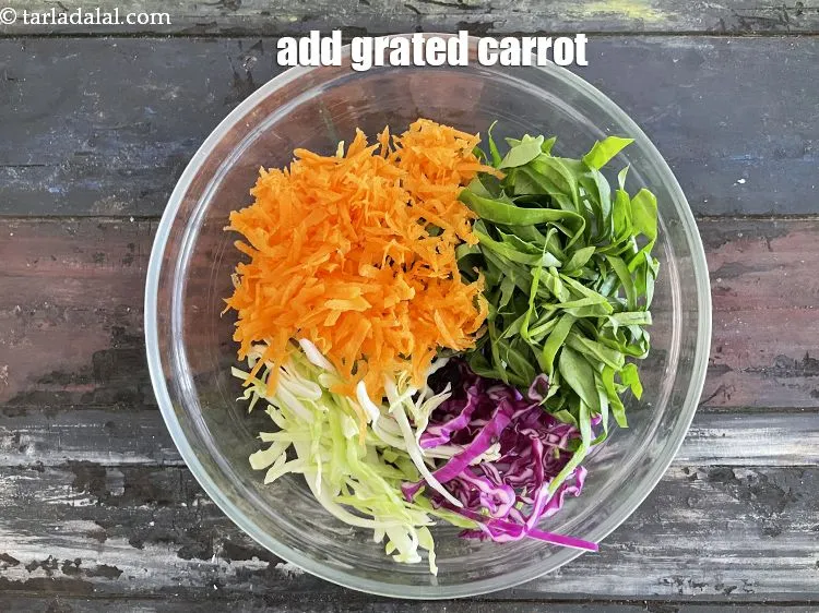 Step 15 – Add&nbsp;1/2 cup&nbsp;thickly&nbsp;<a href="glossary-grated-carrot-816i">grated carrot</a>.