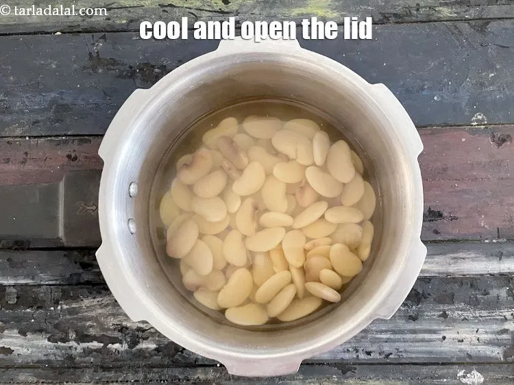 Step 12 – <meta charset="UTF-8" />Cool and open the lid.&nbsp;<br /> &nbsp;