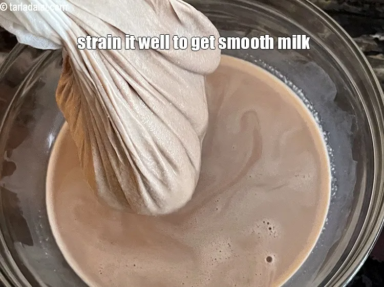 Step 13 – <meta charset="UTF-8" />You will have to lift up the muslin cloth to make a pouch …