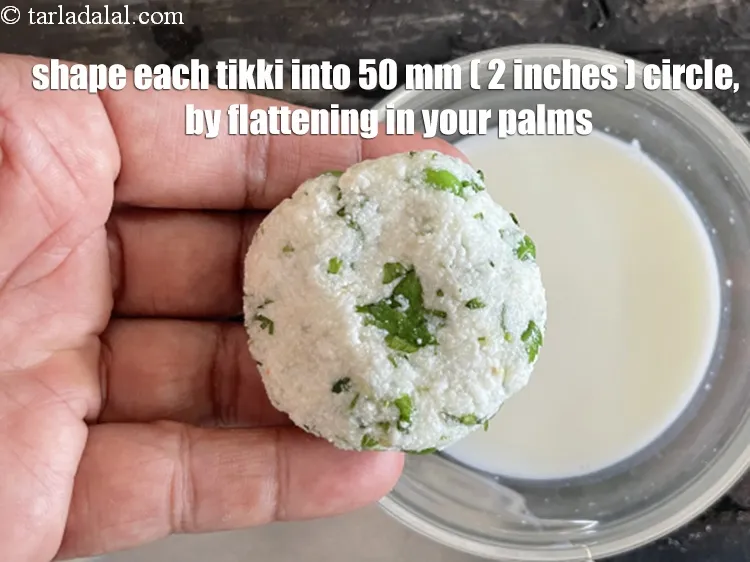 Step 14 – Shape each portion into a 37 mm. (1&frac12; &ldquo;) round, flat tikki&nbsp;<meta charset="UTF-8" />by flattening …