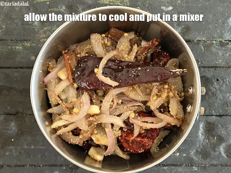 Step 16 – <meta charset="UTF-8" />Allow the mixture to cool and put in a mixer.