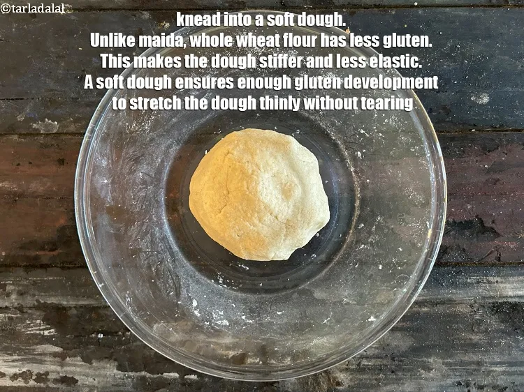 स्टेप 47 – नरम आटा गूंथ लें। मैदे के विपरीत, साबुत गेहूं के …