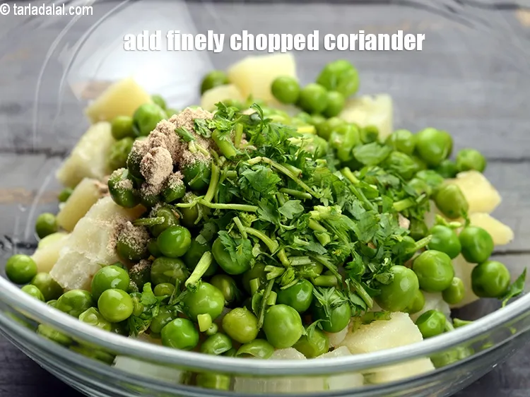 Step 13 – Add 1 tbsp finely chopped coriander (dhania).