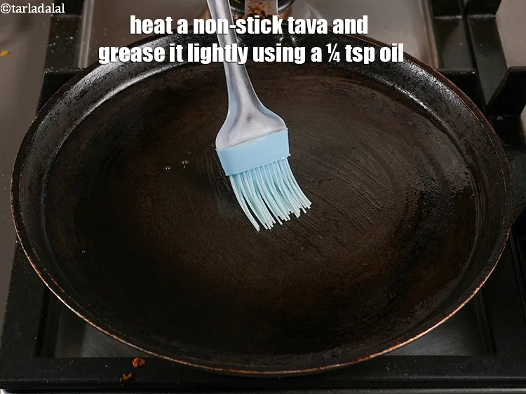 स्टेप 13 – अब <strong>मेथी घावन रेसिपी बनाने के लिए | मेथी चावल …