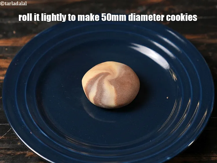 Step 13 – Roll it lightly to make 50mm (2 inch) diameter cookies.