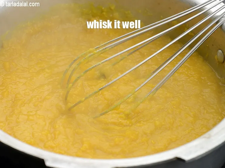 स्टेप 14 – इसे अच्छी तरह से फेंट लें और एक तरफ रख …