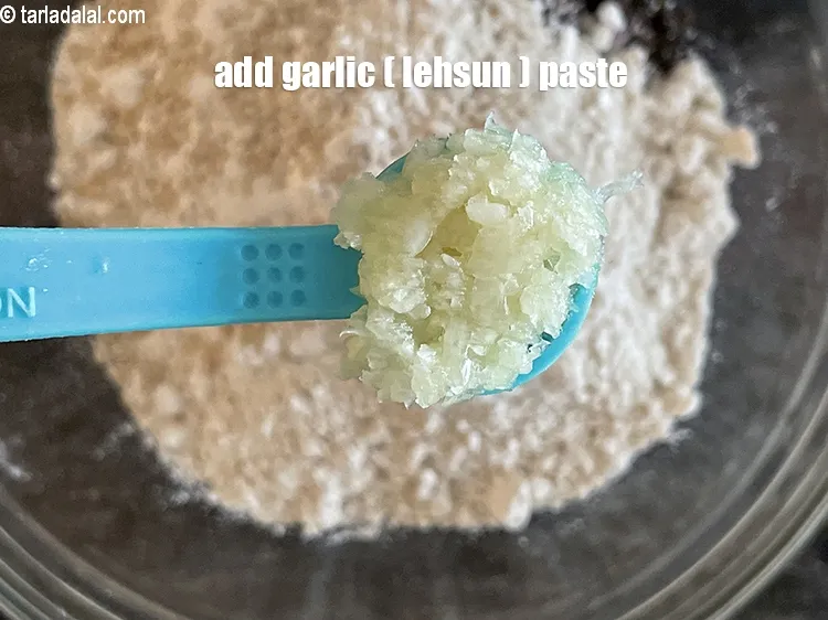 Step 14 – Add&nbsp;<meta charset="UTF-8" />1/2 tsp&nbsp;<a href="glossary-garlic-paste-lehsun-ki-paste-lahsun-ki-paste-350i">garlic (lehsun) paste</a>.