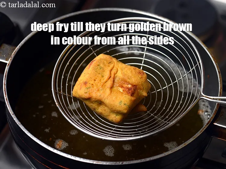 Step 24 – Deep fry till they turn golden brown in colour from all the sides.&nbsp;
