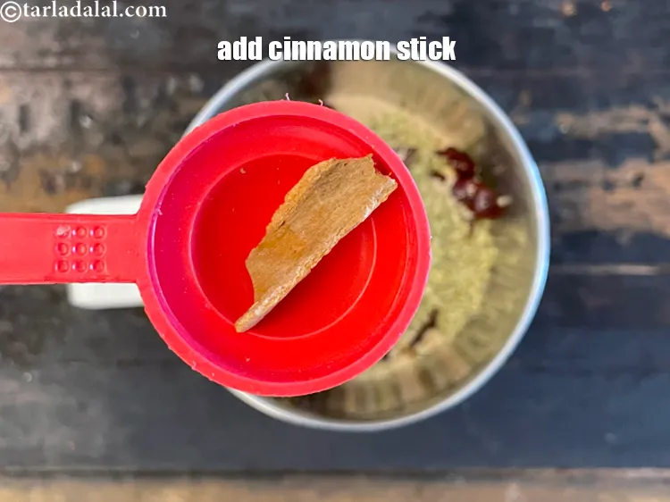 Step 31 – Add&nbsp;<meta charset="UTF-8" />1&nbsp;inch stick&nbsp;<a href="glossary-cinnamon-dalchini-346i">cinnamon (dalchini)</a>.