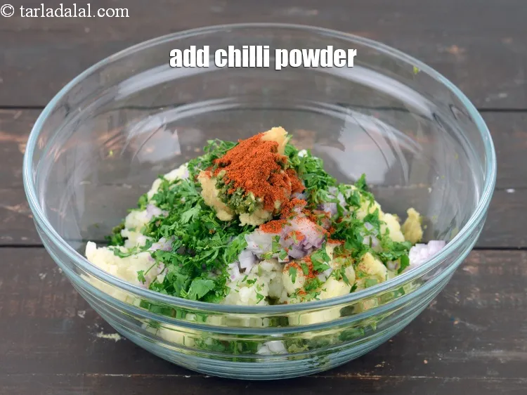 Step 14 – Add 1/4 tsp&nbsp;<a href="https://www.tarladalal.com/glossary-chilli-powder-red-chilli-powder-339i">chilli powder</a>.