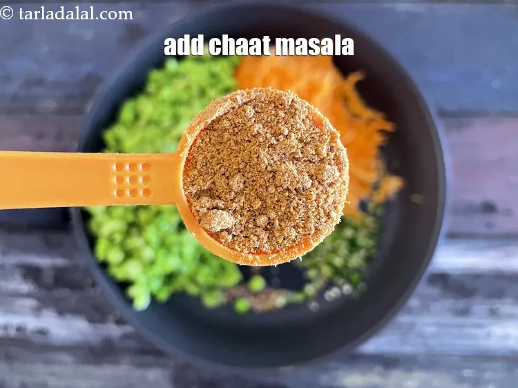 Step 15 – Add&nbsp;<meta charset="UTF-8" />1 tsp&nbsp;<a href="chaat-masala-164r">chaat masala</a>.
