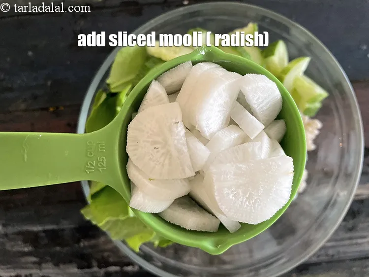 Step 25 – Add&nbsp;<meta charset="UTF-8" />1/2 cup&nbsp;<a href="glossary-sliced-radish-756i">sliced radish (mooli)</a>.