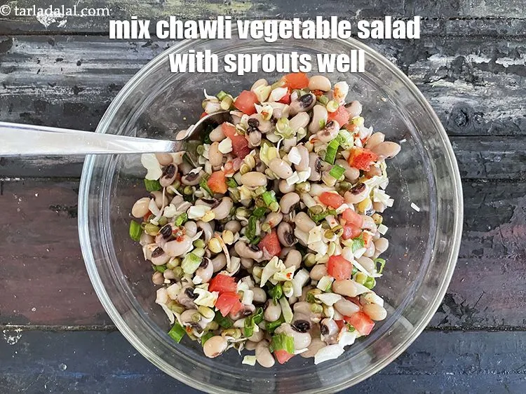 Step 30 – Mix <meta charset="UTF-8" /><strong>chawli and sprouted moong salad ( perfect for those with blood pressure)&nbsp;</strong>&nbsp;well.