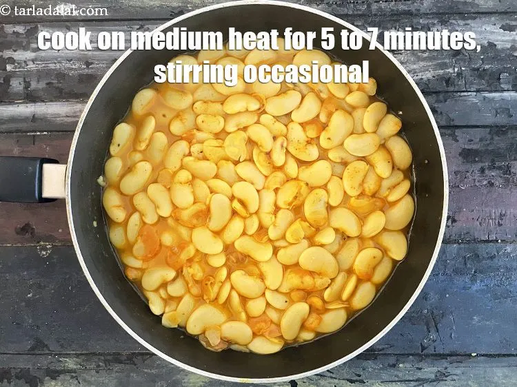 Step 26 – Cook <meta charset="UTF-8" /><strong>rangoon na vaal sabzi | broad field beans curry | Gujarati&nbsp;rangoon na …