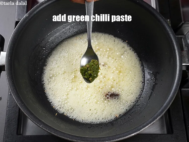 Step 18 – Add &frac12; tbsp green chilli paste.
