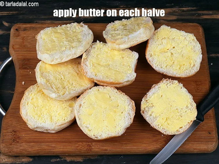 Step 15 – Apply a little butter on each bread halve.