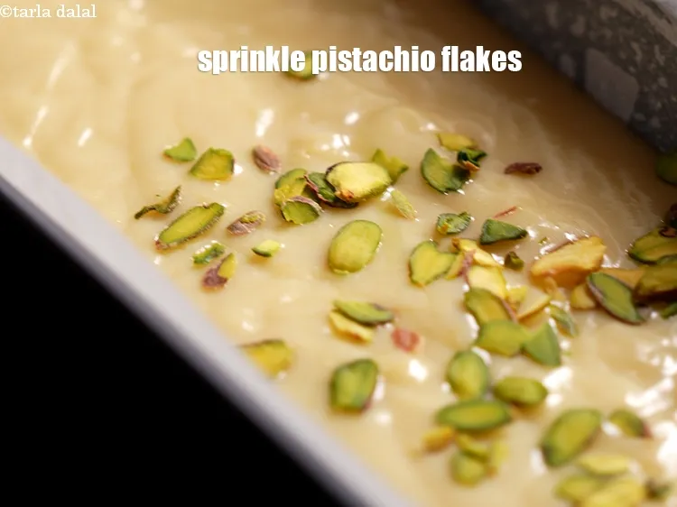 Step 14 – Sprinkle some pistachio flakes.