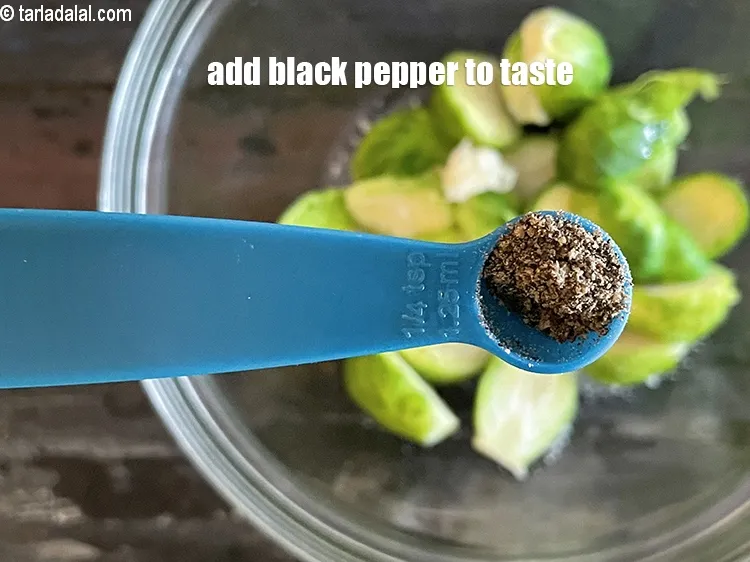 Step 14 – <meta charset="UTF-8" />Add 1/8th tsp &nbsp;<a href="https://tarladalal.com/glossary-freshly-ground-black-pepper-kalimirch-powder-kali-mirch-ka-powder-567i">freshly ground black pepper (kalimirch)</a>.&nbsp;