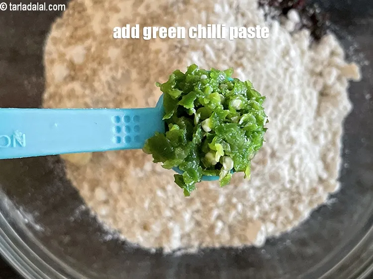 Step 15 – Add&nbsp;<meta charset="UTF-8" />1/2 tsp&nbsp;<a href="glossary-green-chilli-paste-hari-mirch-ki-paste-mirchi-paste-333i">green chilli paste</a>.