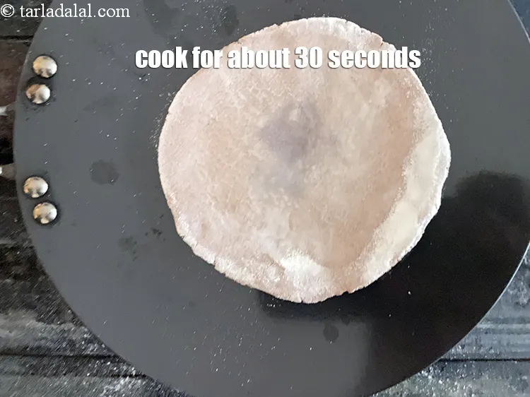 Step 16 – <meta charset="UTF-8" />Cook for 30 seconds on medium heat.&nbsp;
