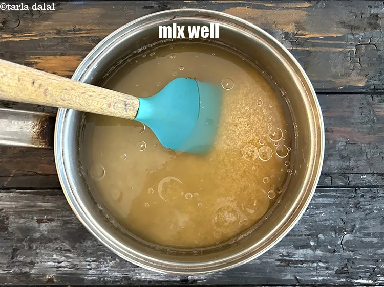 स्टेप 16 – अच्छी तरह से मलाएं।