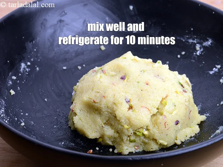 Step 14 – Mix well and refrigerate for 10 minutes.&nbsp;