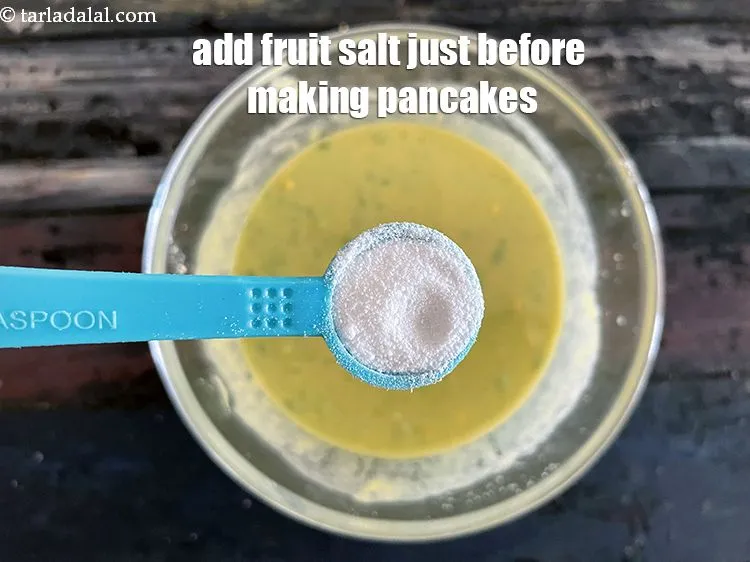 Step 14 – Just before making the pancakes, <u><em>add the fruit salt. Use&nbsp;</em></u><meta charset="UTF-8" />1/2 tsp&nbsp;<a href="glossary-fruit-salt-420i">fruit salt</a>.