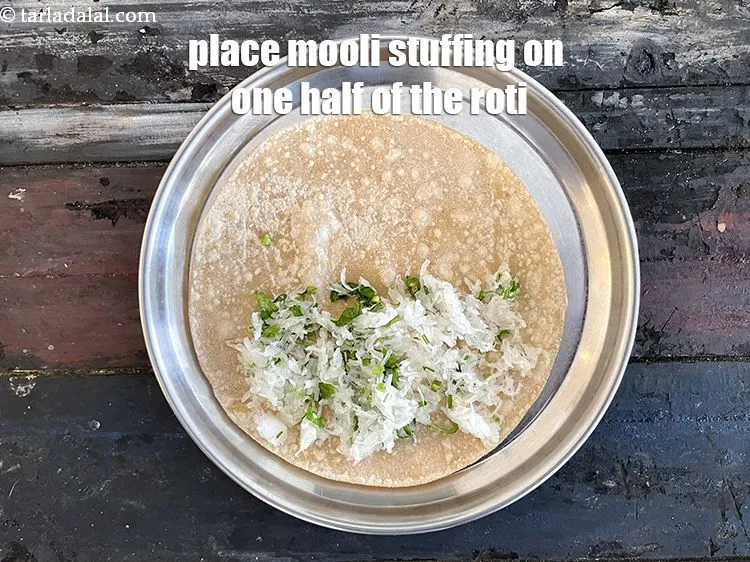 Step 36 – <meta charset="UTF-8" /> To make <strong>mooli dhania paratha recipe | healthy radish coriander paratha | …