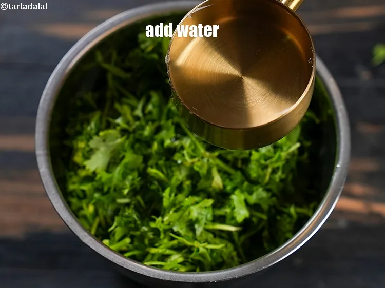 स्टेप 15 – &frac14; कप पानी डालें&nbsp;।