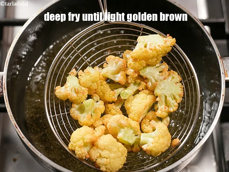 Step 16 – Deep fry until light golden brown and crisp. Remove in a plate and keep aside.
