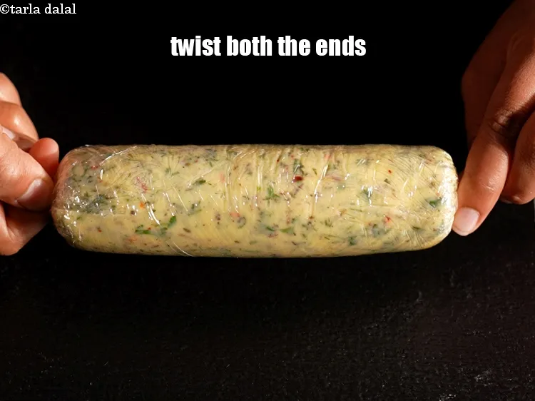 Step 15 – Twist both the ends of the roll.