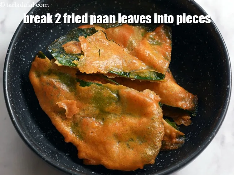 Step 15 – To make <strong>paan ki chaat recipe | betel chaat | paan patta chaat</strong>, break 2 …