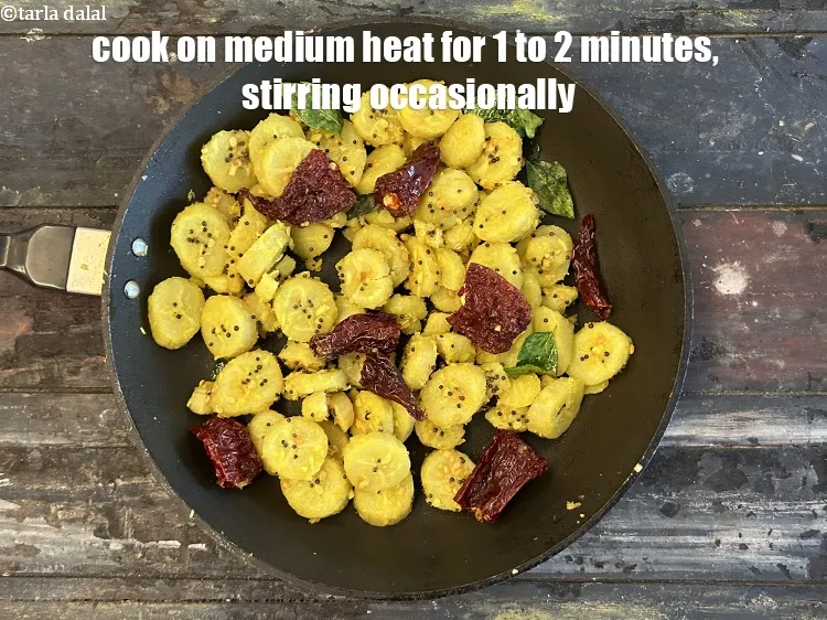 Step 22 – Cook on a medium flame for 1 to 2 minutes, while stirring occasionally.