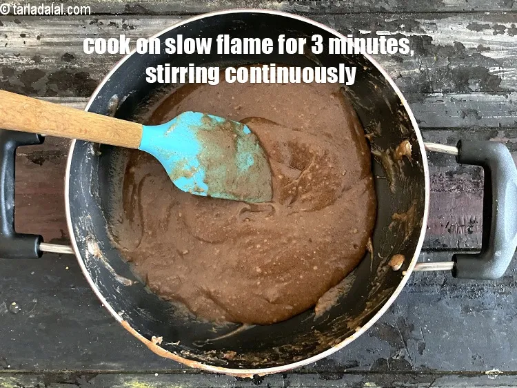 Step 19 – <meta charset="UTF-8" />Cook on a slow flame for 3 minutes, while stirring continuously.&nbsp;&nbsp;